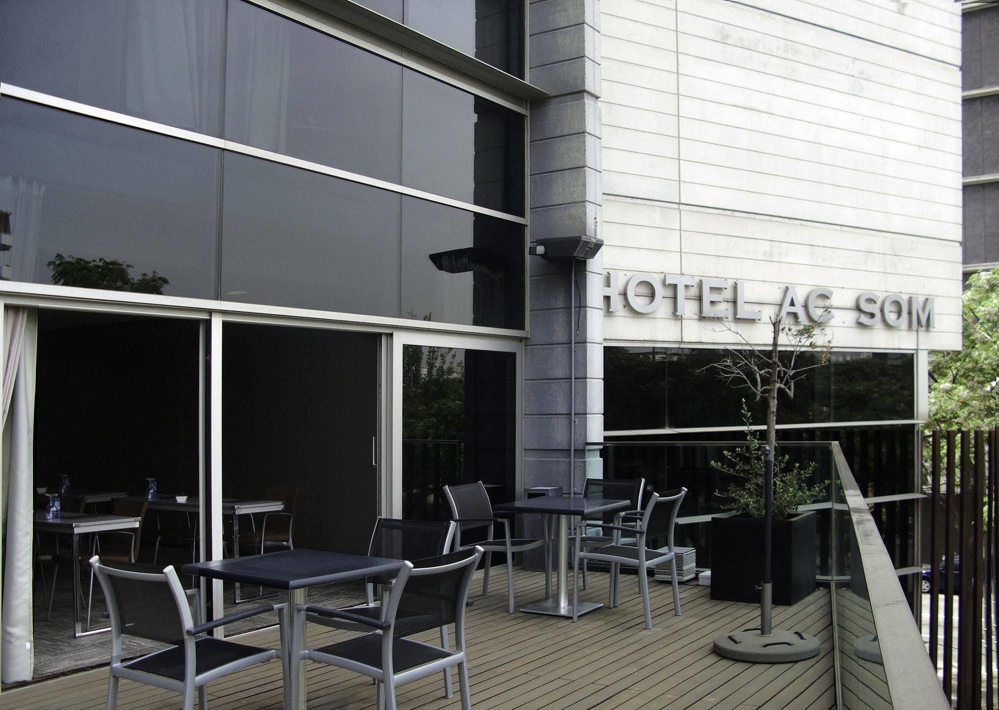 Ac Hotel Som By Marriott L'Hospitalet de Llobregat Exterior foto